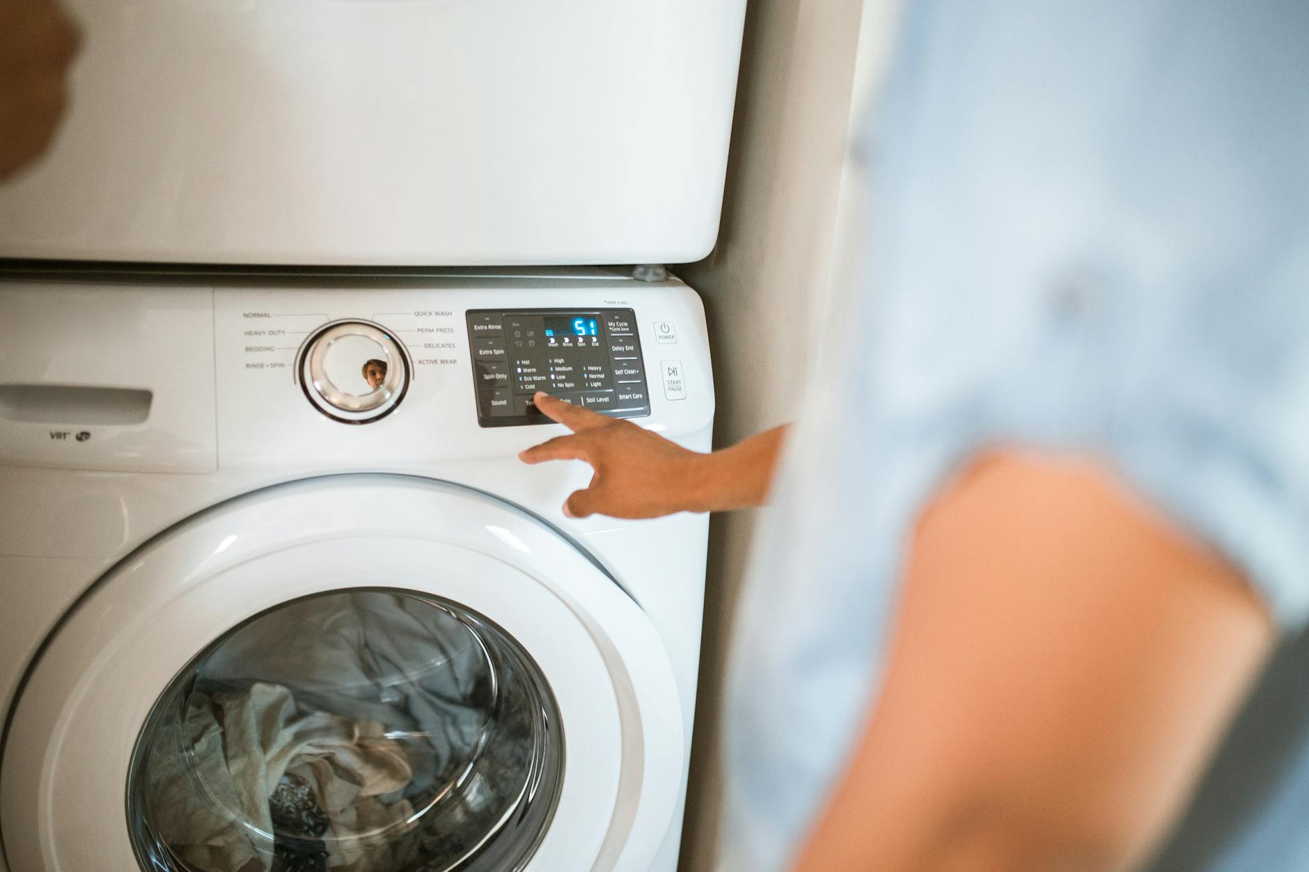 eco-friendly laundry tips for activewear